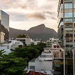 Apartamento Em Ipanema Com Jacuzi + Vista Corcovado