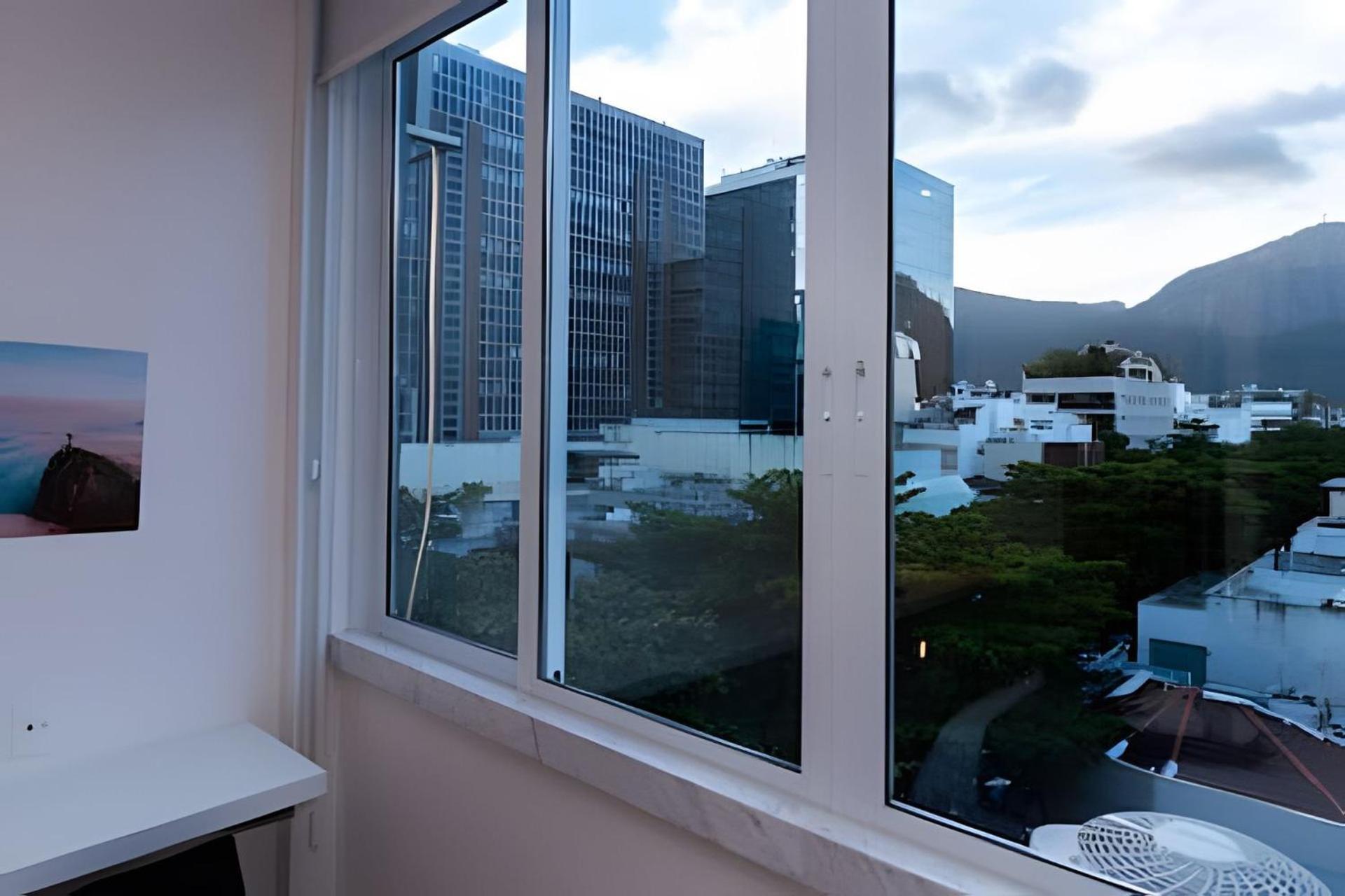 Em Ipanema Com Jacuzi + Vista Corcovado Apartamento *